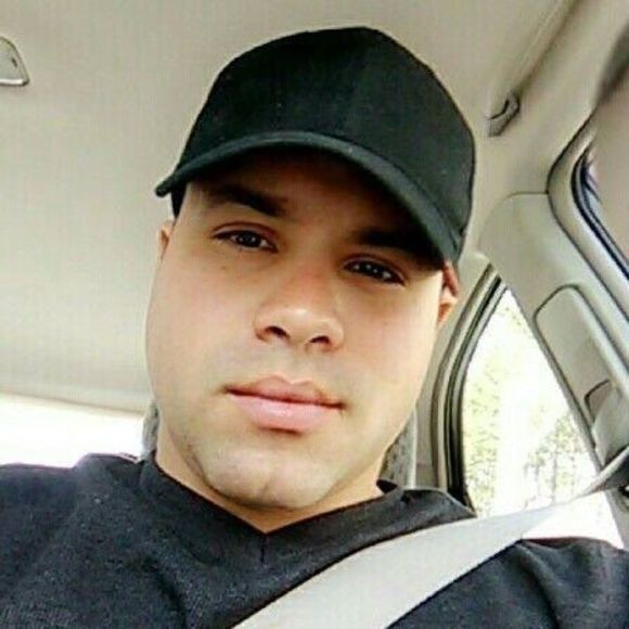 Meet your Posher, Luisjavier - Picture 1 of 1